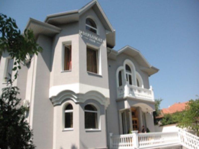 Diplomat Club Hotel Chişinău Esterno foto
