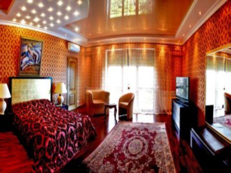Diplomat Club Hotel Chişinău Esterno foto