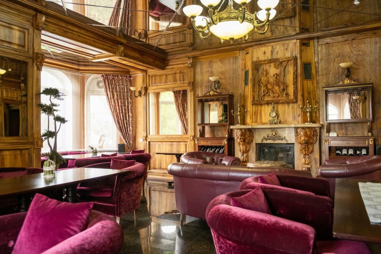 Diplomat Club Hotel Chişinău Esterno foto