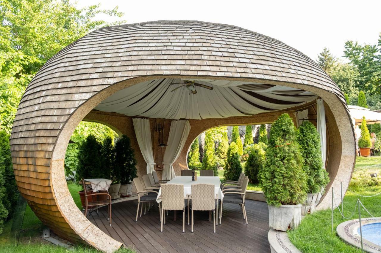 Diplomat Club Hotel Chişinău Esterno foto