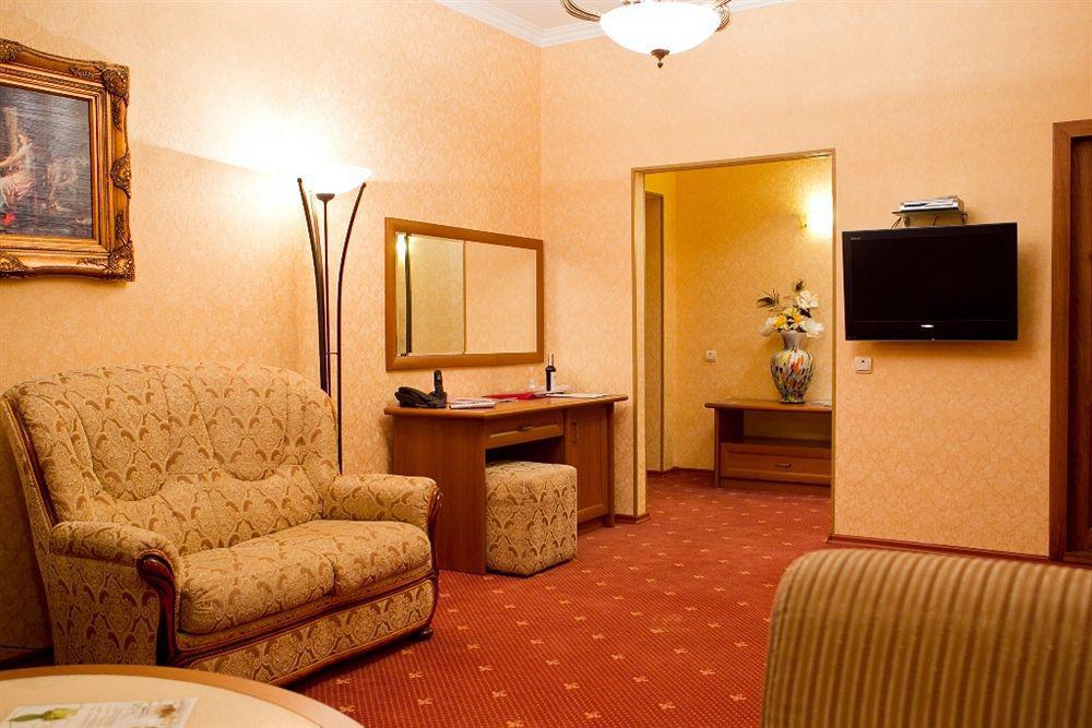 Diplomat Club Hotel Chişinău Camera foto